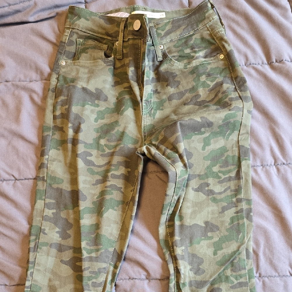 Levi 721 High Rise Skinny Size 26 Jeans